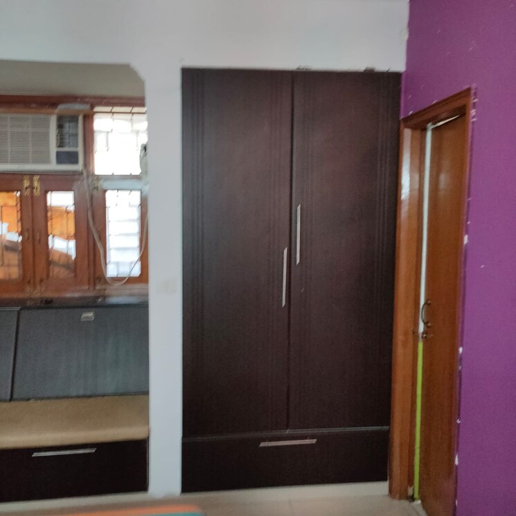 Other, sector 11 dwarka 3 Bedroom 1650 Sq.Ft. Apartment In Sector 11 Dwarka Delhi 9642063