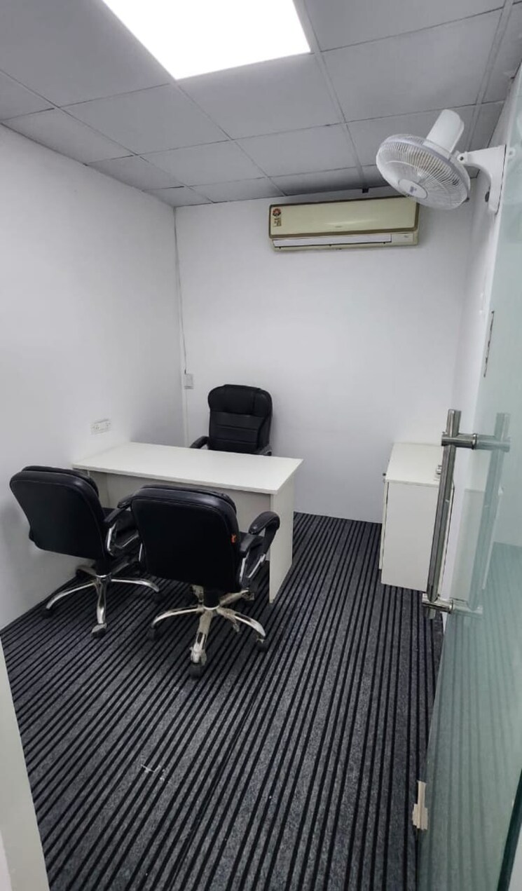 Team Area, sector 63 Commercial Office Space 1400 Sq.Ft. In Sector 63 Noida 9642137