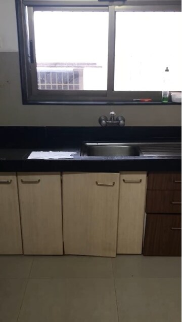 Kitchen in 3.5 BHK Apartment at Raheja Acropolis, Deonar – for Rent