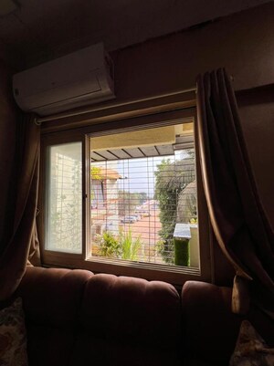 Bedroom in 2 BHK Apartment at Sai Nagar Seva CHS, Andheri West – for Rent