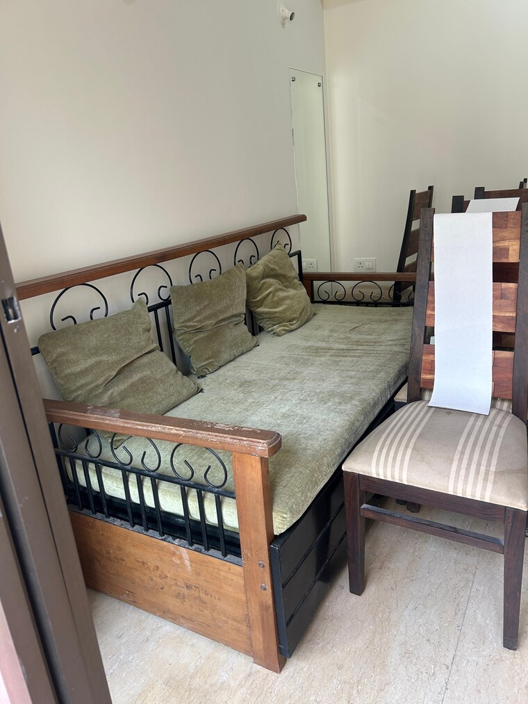 Bedroom, lake-primrose 2.5 Bedroom 1300 Sq.Ft. Apartment In Powai Mumbai 9642215