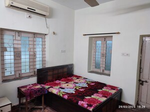 2 BHK Apartment For Rent in Gulbai Tekra