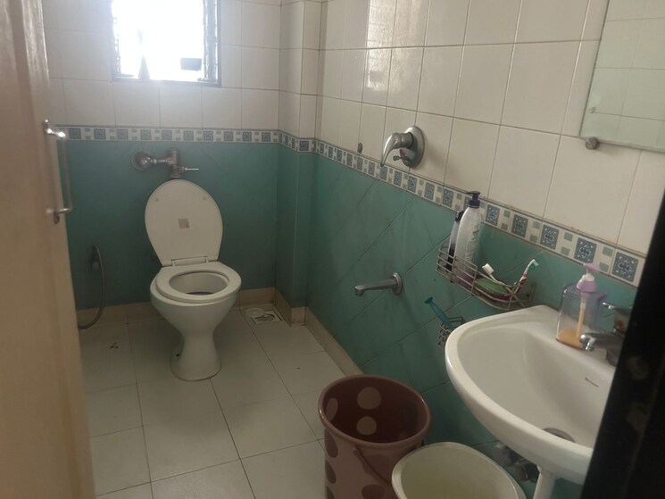 Bathroom, diamond-garden 2 Bedroom 750 Sq.Ft. Apartment In Chembur Mumbai 9642286
