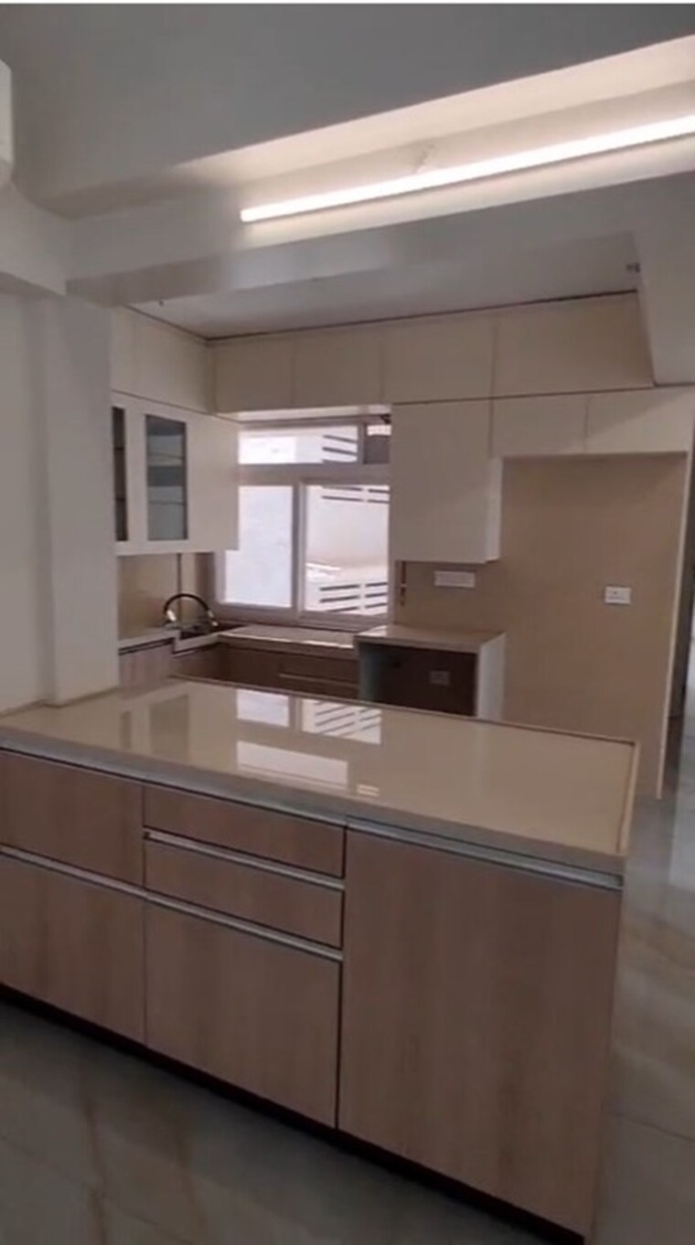 Kitchen, concrete-sai-samast 3 Bedroom 1495 Sq.Ft. Apartment In Chembur Mumbai 9642277