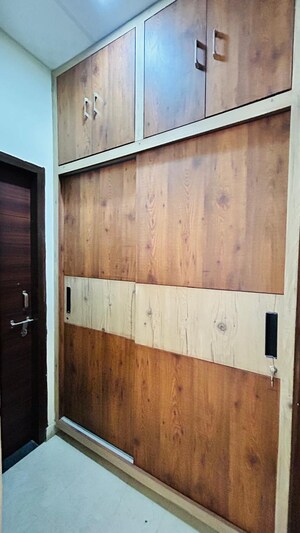 Furnished Amenities in 3 BHK Independent House at Mansarovar Extension – for Rent