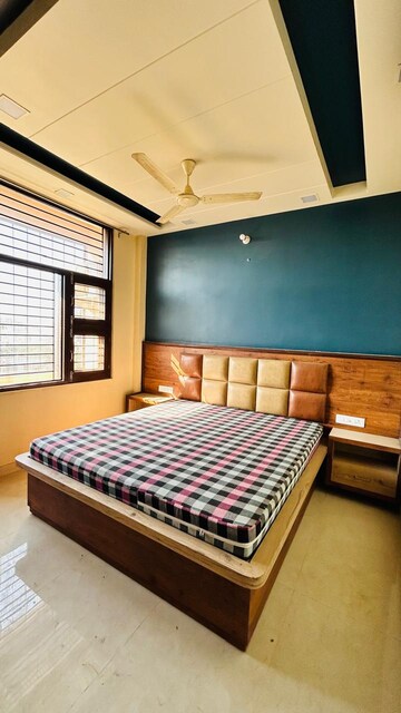 Bedroom in 3 BHK Independent House at Mansarovar Extension – for Rent
