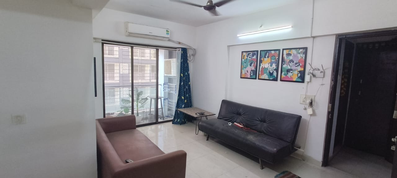 2 BHK Apartment For Rent in Shell Colony