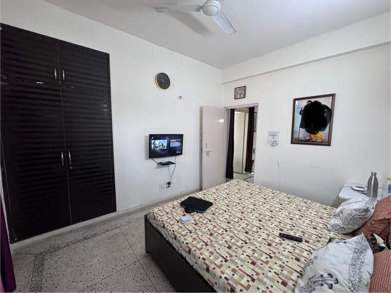 Bedroom, sector 9 dwarka 2.5 Bedroom 1410 Sq.Ft. Apartment In Sector 9 Dwarka Delhi 9642344