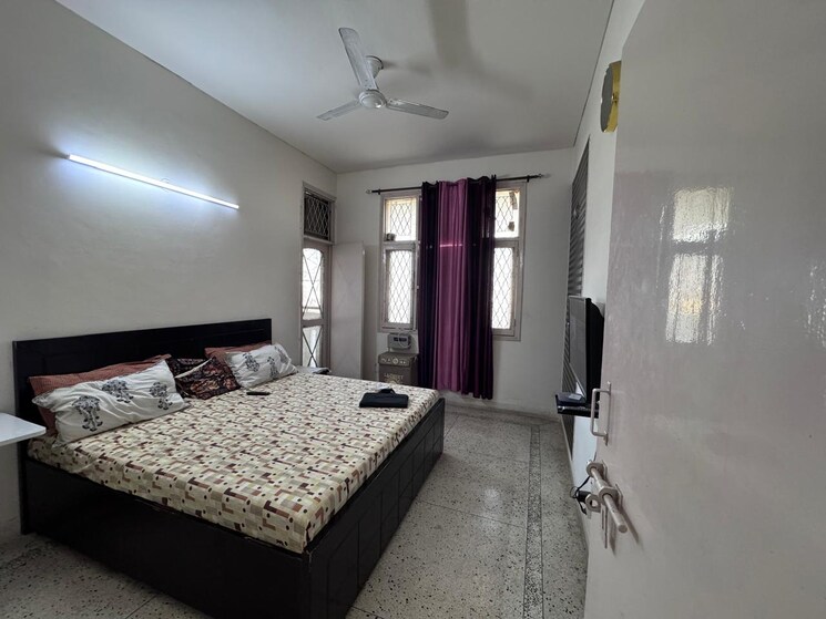 Bedroom, sector 9 dwarka 2.5 Bedroom 1410 Sq.Ft. Apartment In Sector 9 Dwarka Delhi 9642344