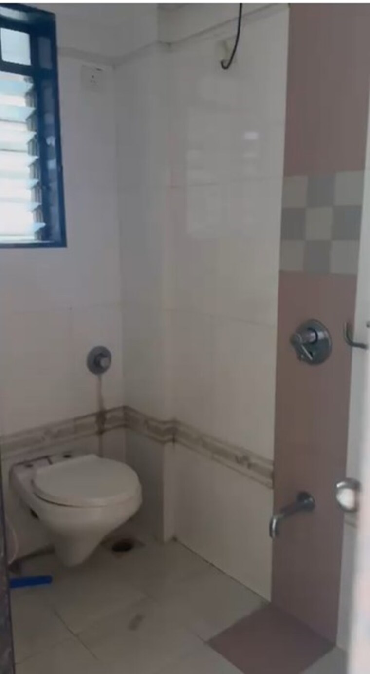 Bathroom, chembur 3 Bedroom 1560 Sq.Ft. Apartment In Chembur Mumbai 9642373