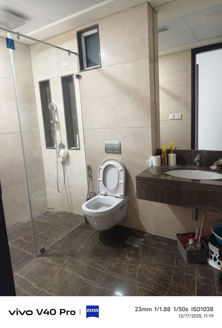 Bathroom, lokhandwala-minerva-mahalaxmi 3 Bedroom 2900 Sq.Ft. Apartment In Mahalaxmi Mumbai 9619360