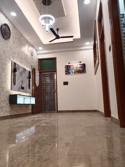 2 BHK + Servant Room Builder Floor For Sale in Parakh Homes