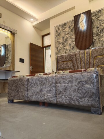 Bedroom in 2 BHK Builder Floor at Parakh Homes, Gyan Khand I – for Sale