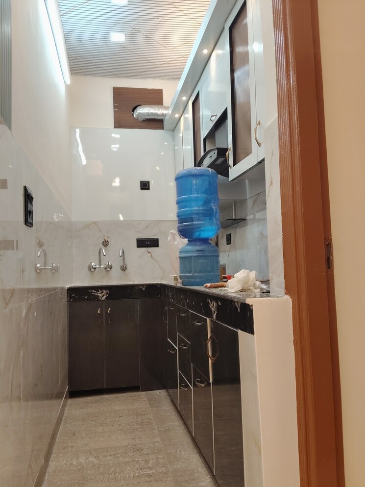 Kitchen, parakh-homes 2 Bedroom 1000 Sq.Ft. Builder Floor In Gyan Khand I Ghaziabad 9642591