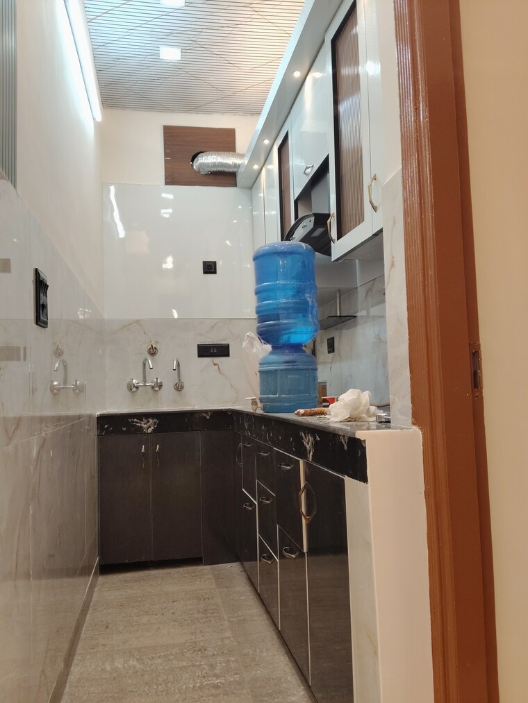 Kitchen, parakh-homes 2 Bedroom 1000 Sq.Ft. Builder Floor In Gyan Khand I Ghaziabad 9642591