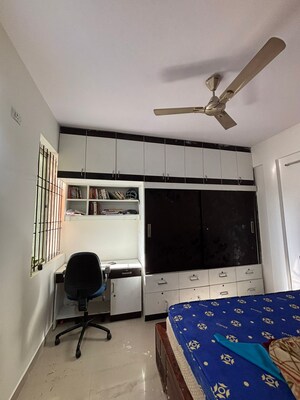 Room in 2 BHK Apartment at Gk Meadows, Electronic City – for Rent