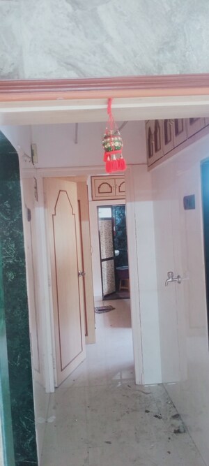 1 BHK Apartment For Rent in Bindra Complex, Andheri East