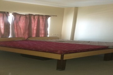 Bedroom in 3.5 BHK Apartment at Radhai Nagari Apartments, Pimple Saudagar – for Rent