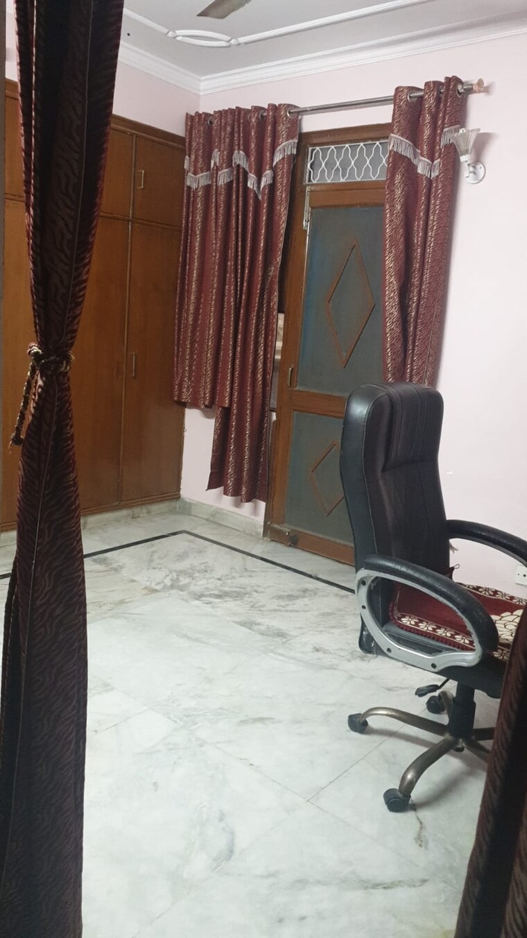 Gym, sector 3 dwarka 3 Bedroom 1650 Sq.Ft. Apartment In Sector 3 Dwarka Delhi 9642663