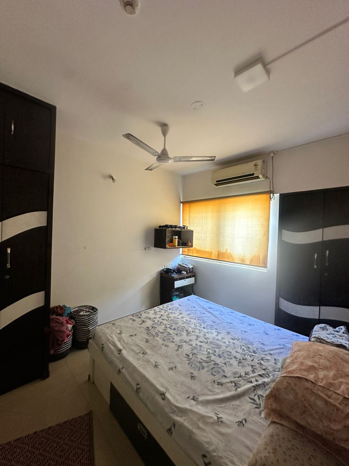 2 BHK + Extra Room Apartment For Sale in Amanora Trendy Homes