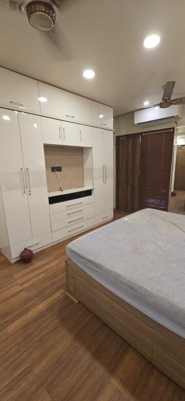 Bedroom in 3 BHK Builder Floor at Omaxe Royal Residency Faridabad, Sector 79 – for Rent