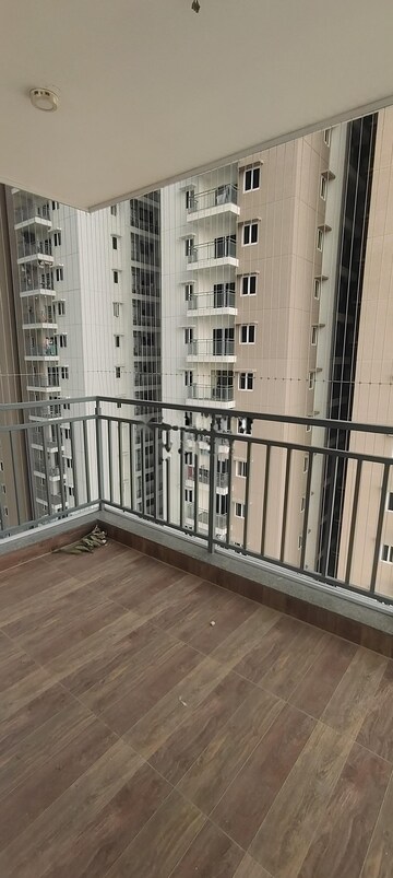 Balcony in 3 BHK Apartment at Rajapushpa Provincia, Narsingi – for Rent