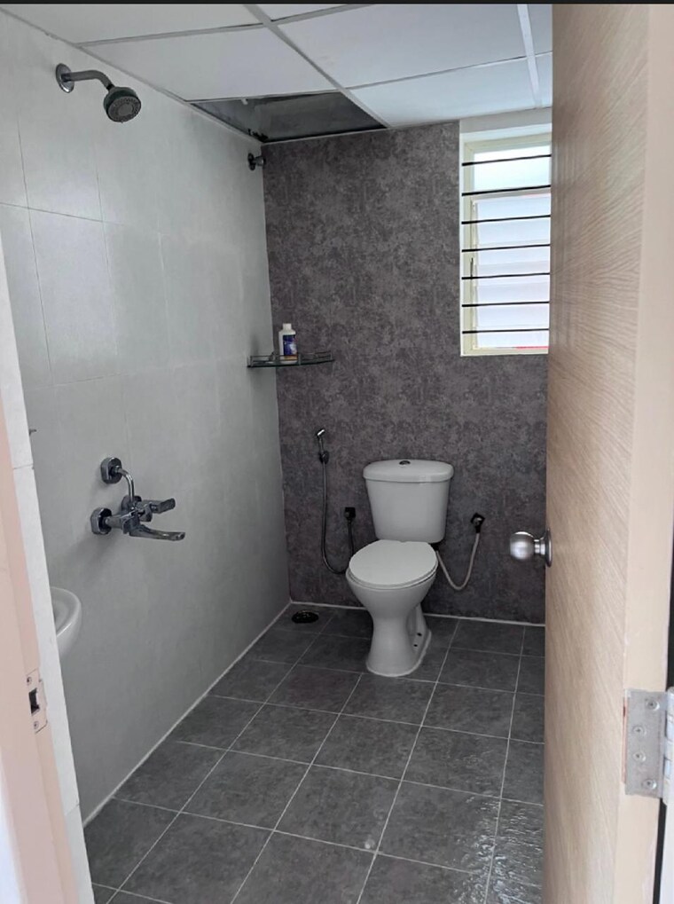 Bathroom, kumari-woods-and-winds 2 Bedroom 1190 Sq.Ft. Apartment In Chansandra Bangalore 9642851