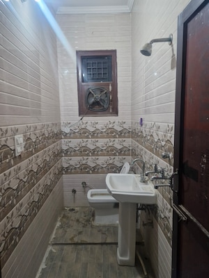 Attached Bathroom in 2 BHK Independent House at Kharar Mohali Road – for Sale