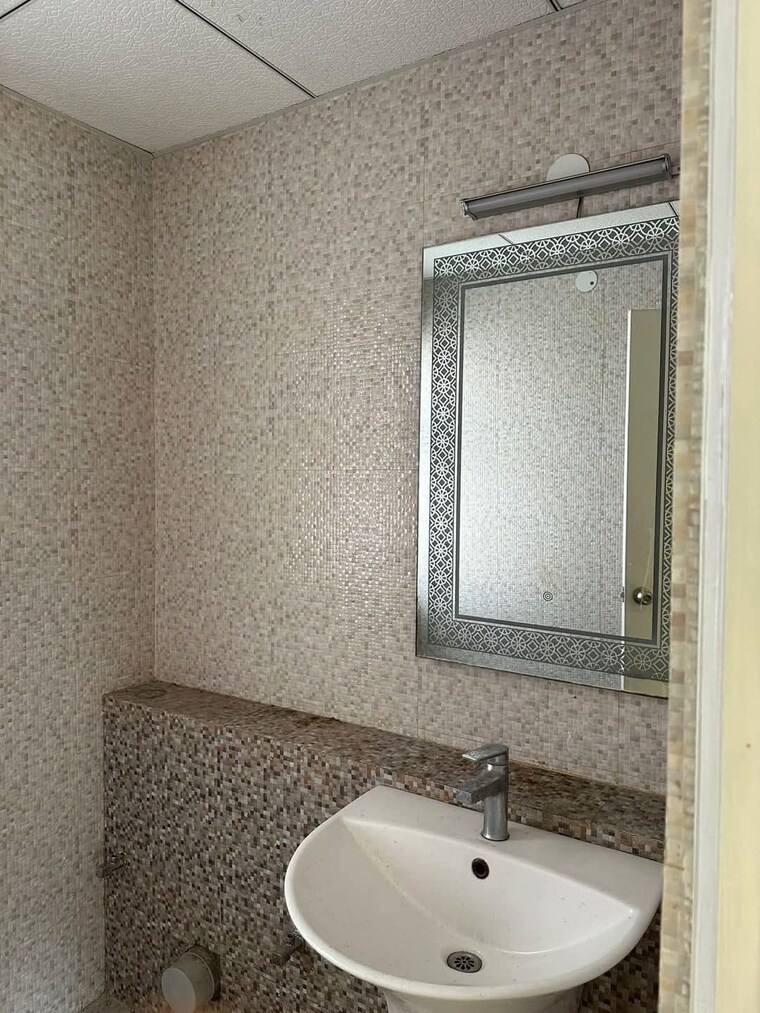 Bathroom, ambience-creacions 2 Bedroom 1440 Sq.Ft. Apartment In Sector 22 Gurgaon 9643156