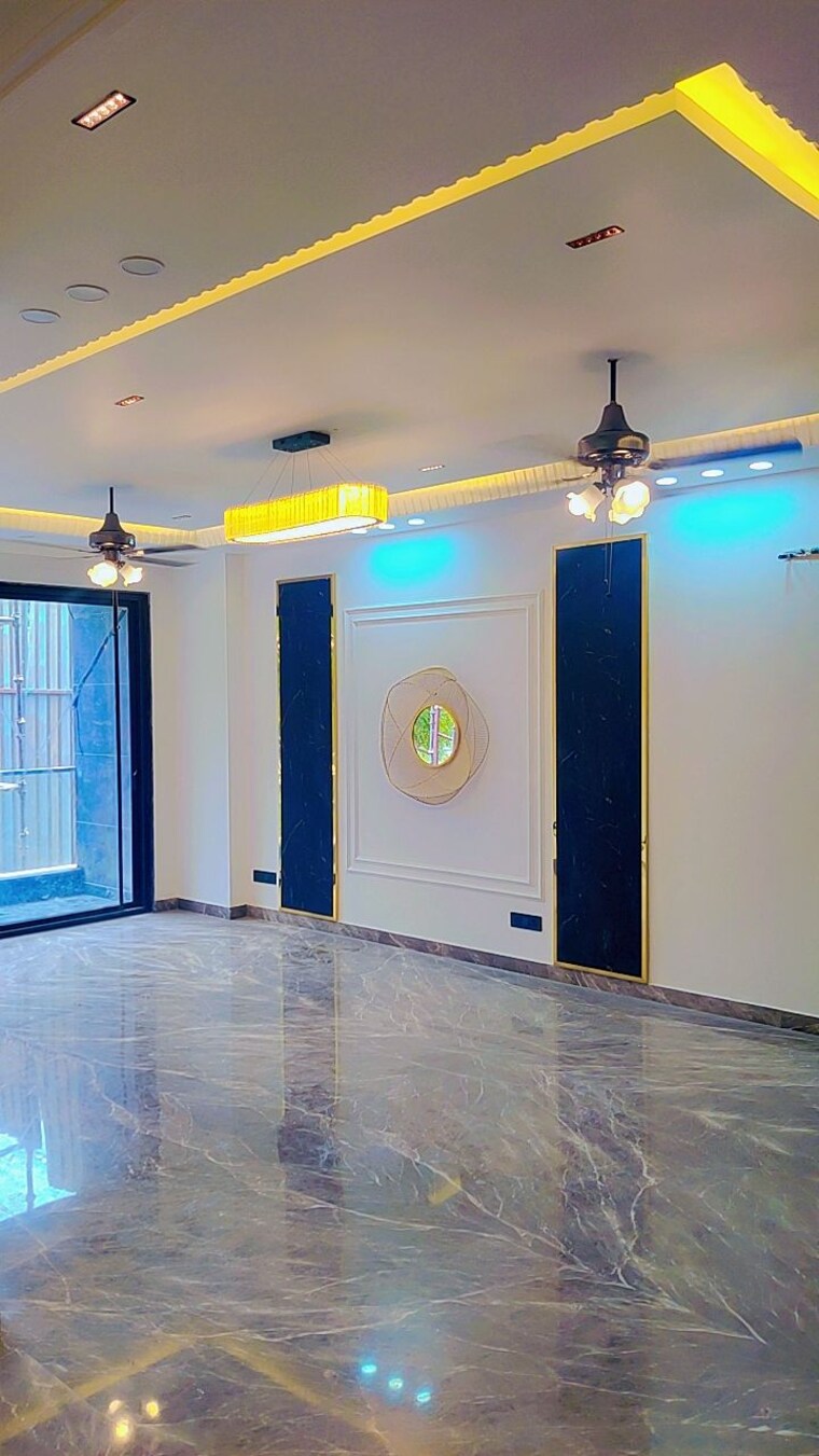 Room, unitech-escape 4 Bedroom 2200 Sq.Ft. Builder Floor In Sector 50 Gurgaon 9643225