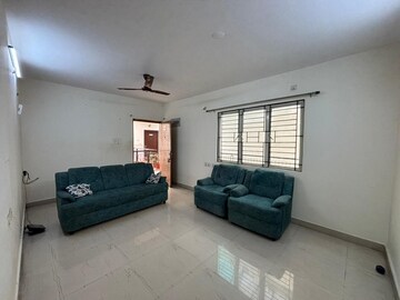 Room in 2.5 BHK Apartment at Janapriya Nile valley, Madinaguda – for Rent