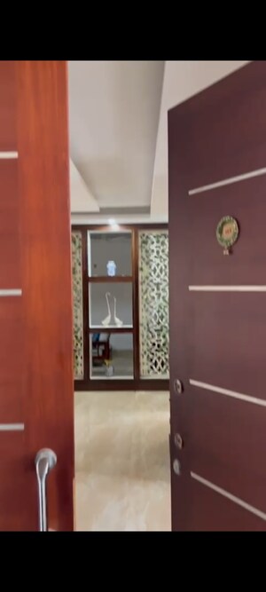 Furnished Amenities in 3 BHK Builder Floor at Builder Floor, Sector 28 – for Rent