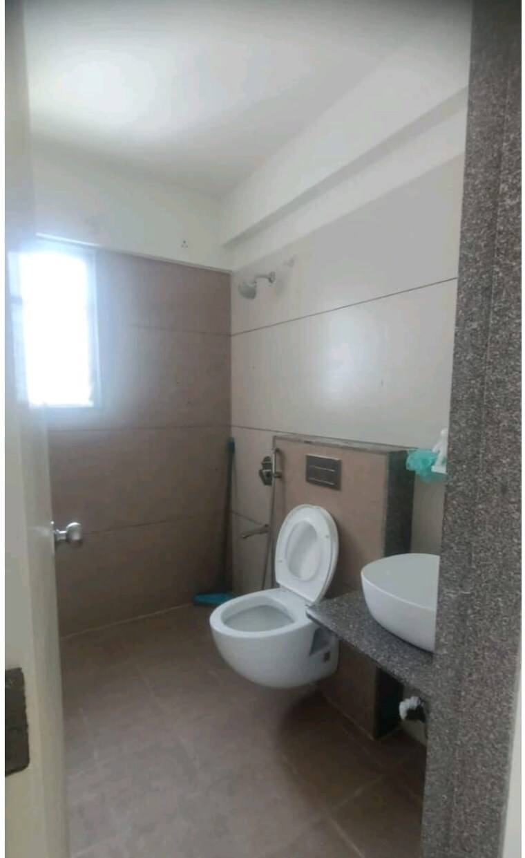 Bathroom, rohan-leher-3 2 Bedroom 700 Sq.Ft. Apartment In Baner Pune 9643258
