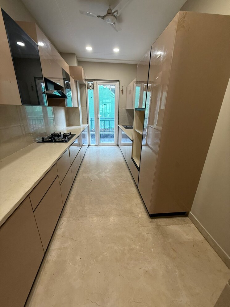 undefined, dlf-city-gurgaon 3 Bedroom 300 Sq.Ft. Builder Floor In Sector 27 Gurgaon 9643252