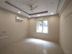 3 BHK + Extra Room 300 Sq.Ft. Builder Floor in DLF City Gurgaon