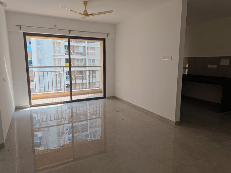 Room, goel-ganga-newtown-phase-2 3 Bedroom 980 Sq.Ft. Apartment In Dhanori Pune 9643325