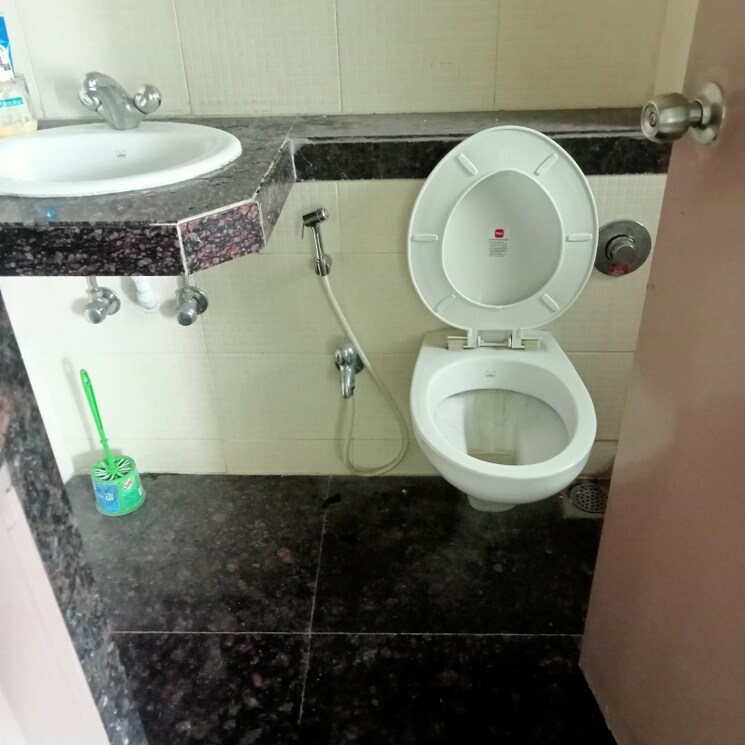 Bathroom, kalpataru-estate-building-8 3 Bedroom 1355 Sq.Ft. Apartment In Pimple Gurav Pune 9643345