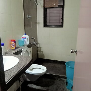 Bathroom in 3 BHK Apartment at Kalpataru Estate Building 8, Pimple Gurav – for Rent