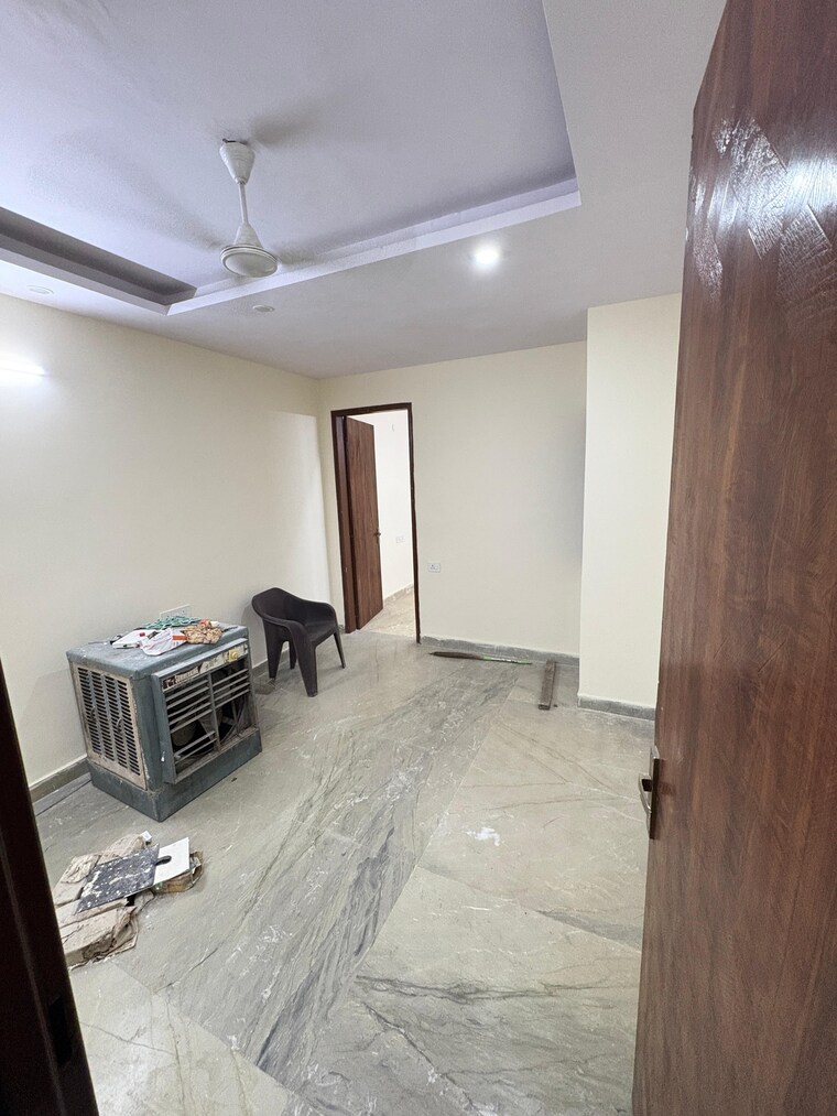 Room, govindpuri 1 Bedroom 60 Sq.Yd. Builder Floor In Govindpuri Delhi 9643494