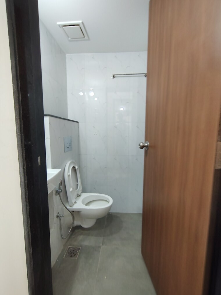 undefined, lodha-amara-wing-40-and-41 1 Bedroom 450 Sq.Ft. Apartment In Kolshet Road Thane 9643393