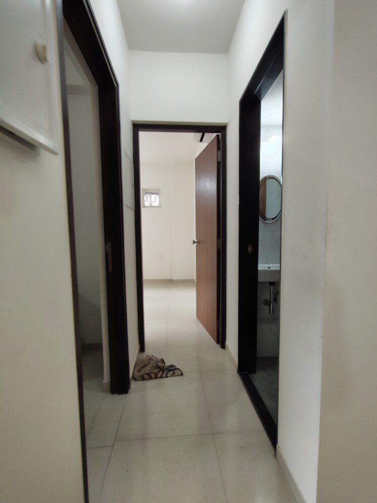 undefined, lodha-amara-wing-40-and-41 1 Bedroom 450 Sq.Ft. Apartment In Kolshet Road Thane 9643393