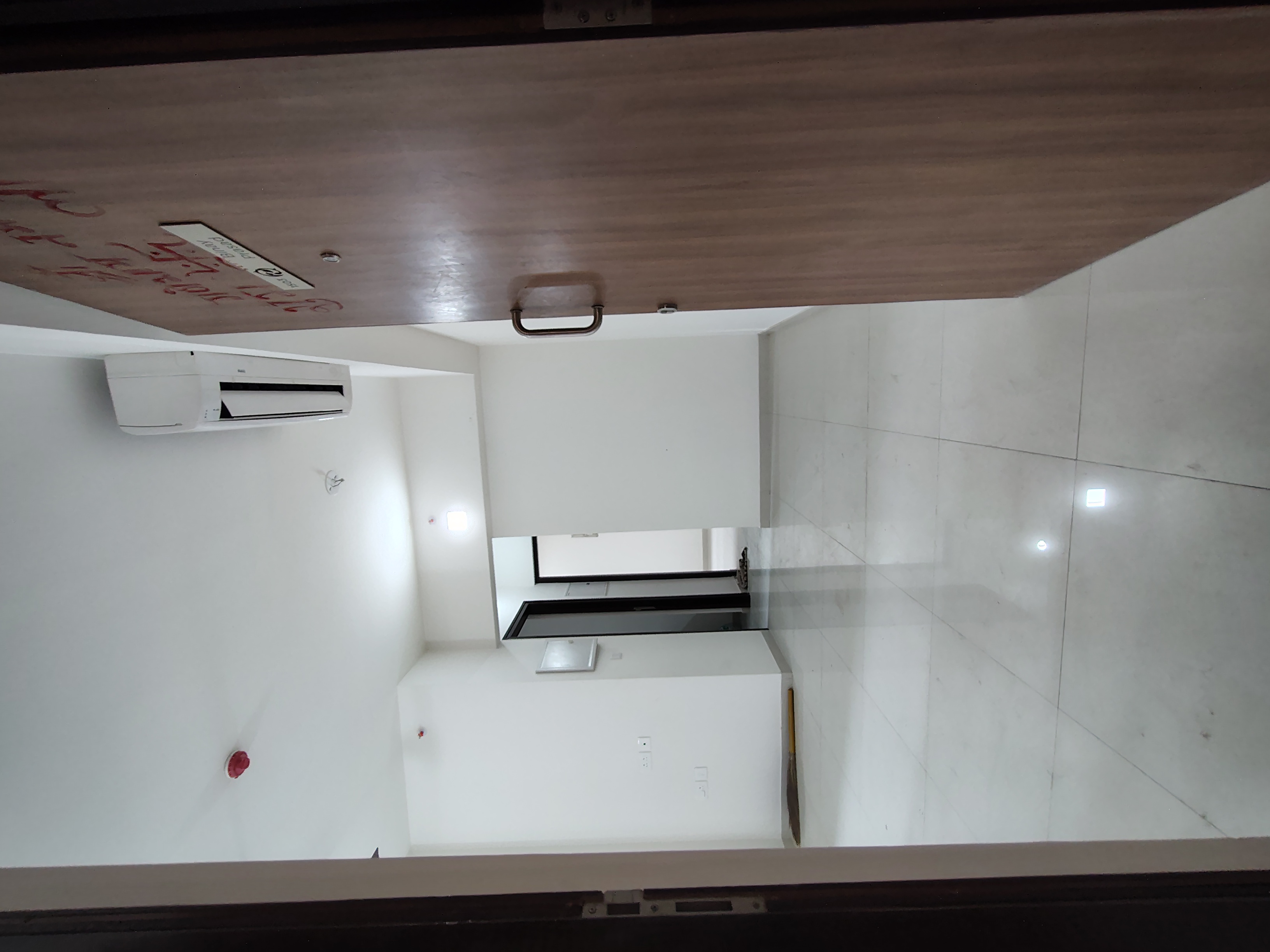 1 BHK + Pooja Room Apartment For Rent in Lodha Amara Wing 40 And 41