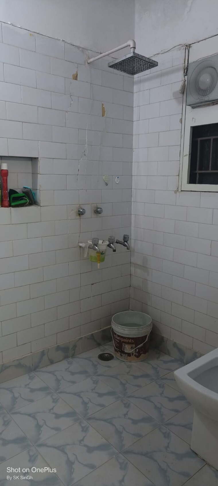 Bathroom, sector 12 dwarka 2 Bedroom 1200 Sq.Ft. Apartment In Sector 12 Dwarka Delhi 9643352