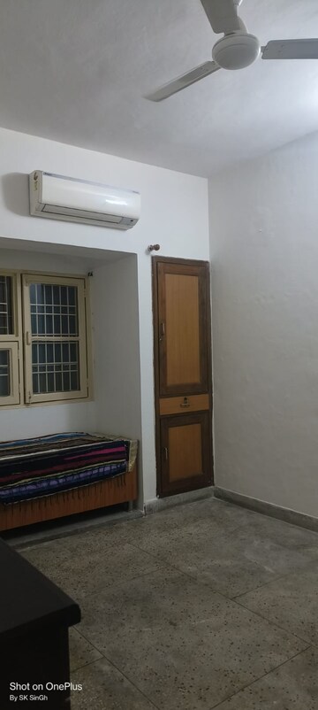 Room in 2 BHK Apartment at Sector 12 Dwarka – for Sale