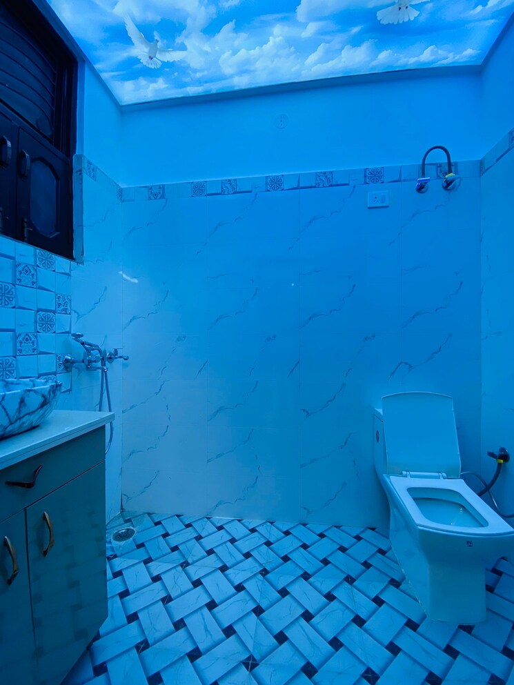 Attached Bathroom, shakti khand iii 2 Bedroom 900 Sq.Ft. Builder Floor In Shakti Khand Iii Ghaziabad 9643516