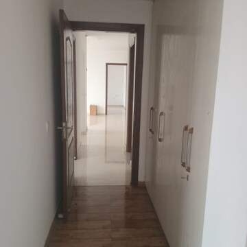 Building Lobby in 3 BHK Apartment at Omaxe Royal Residency Faridabad, Sector 79 – for Rent