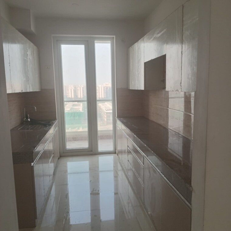 undefined, omaxe-royal-residency-faridabad 3 Bedroom 1900 Sq.Ft. Apartment In Sector 79 Faridabad 9643323