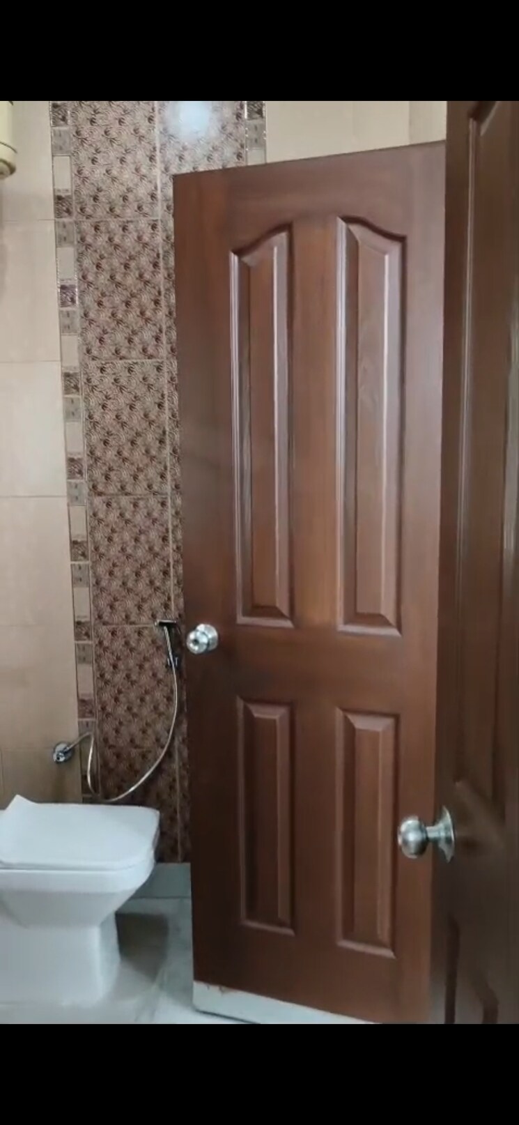 Bathroom, karol bagh 3 Bedroom 951 Sq.Ft. Builder Floor In Karol Bagh Delhi 9643358