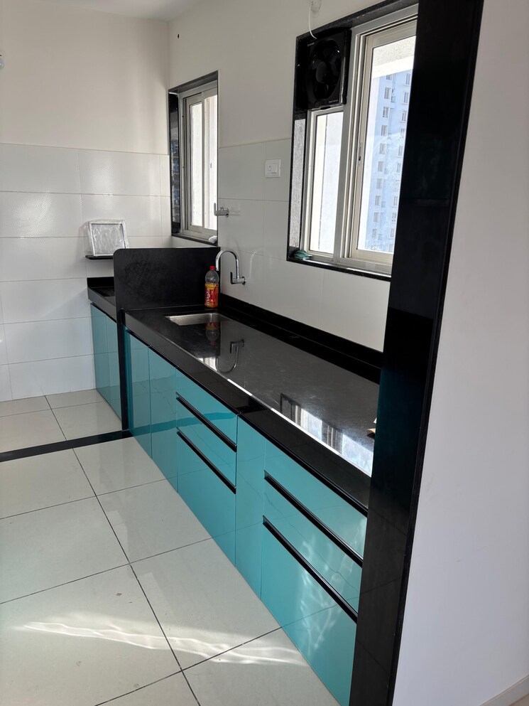 Kitchen, vj-yashone-infinitee 2.5 Bedroom 920 Sq.Ft. Apartment In Tathawade Pune 9643387