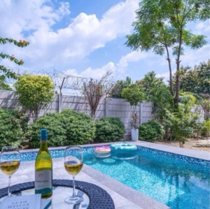 Swimming Pool in 3.5 BHK Apartment at Eldeco Trinity, Malesemau – for Sale